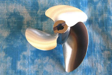 CNC Alu Propeller 54/3 x1,4 Fahrfertig, links