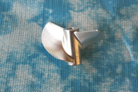 CNC Alu Propeller 38/2 x1,9 Fahrfertig rechts