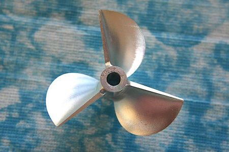 CNC Alu Propeller 48/3 x1,8 Fahrfertig, links