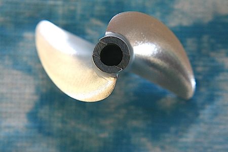 CNC Alu Propeller 40/2 x1,9 Fahrfertig links