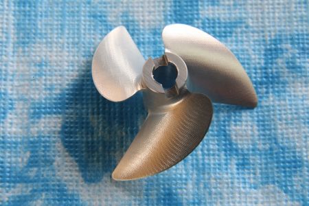 CNC Alu Propeller 38/3 x1,4 Fahrfertig links