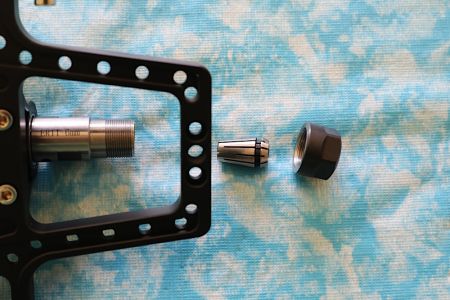 T- Bar mit Kugellager, 6mm Spannzange, Sternkuplung auf Konus, schwarz