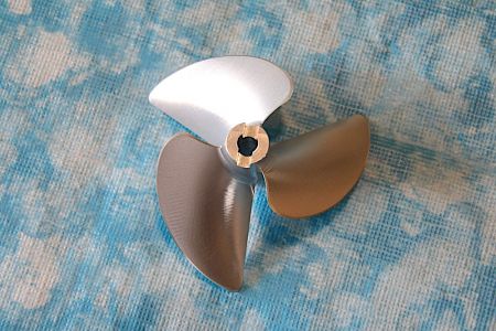 CNC Alu Propeller 64/3 x1,4 Fahrfertig, rechts