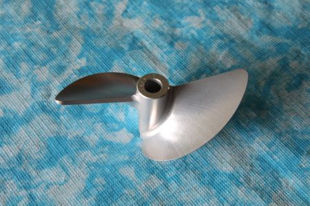 CNC Alu Propeller 72/2, x1,9 Fahrfertig, links