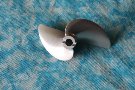 CNC Alu Propeller 72/2, x1,9 Fahrfertig, links