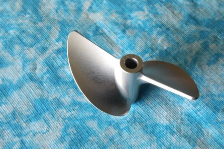 CNC Alu Propeller 74/2, x1,9 Fahrfertig, rechts