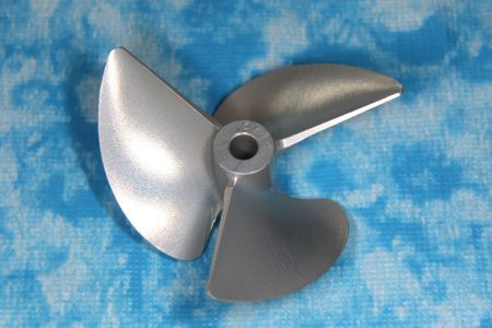 CNC Alu Propeller 57/3 x1,4 Fahrfertig, rechts