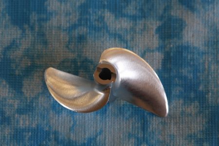 CNC Alu Propeller 50/2 x1,9 Fahrfertig links