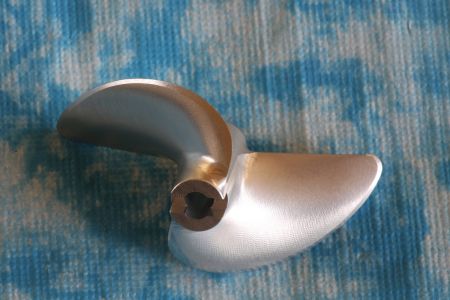 CNC Alu Propeller 54/2 x1,9 Fahrfertig rechts