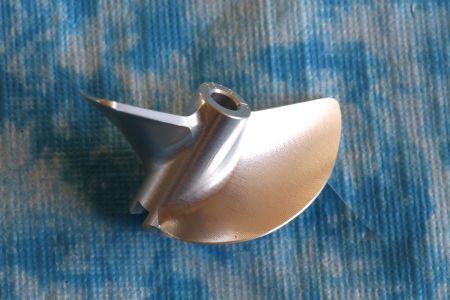 CNC Alu Propeller 56/2 x1,9 Fahrfertig links