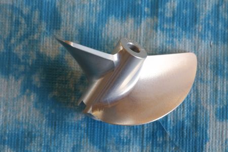 CNC Alu Propeller 64/2 x1,9 Fahrfertig links
