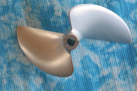 CNC Alu Propeller 68/2 x1,4 Fahrfertig links