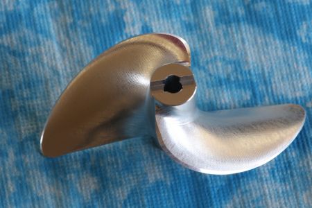 CNC Alu Propeller 68/2 x1,9 Fahrfertig rechts