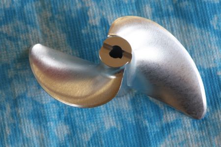 CNC Alu Propeller 68/2 x1,9 Fahrfertig links