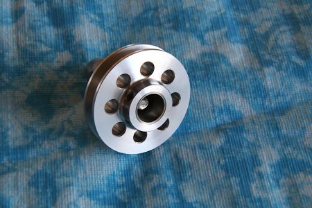Spannzange Konus 6,35mm, 1/4" ( Version 2 ) mit Riemenscheibe