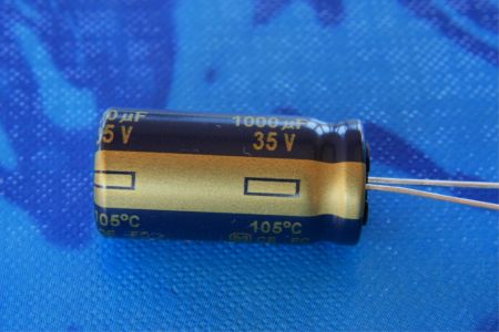 Kondensator 35V 1.000µF