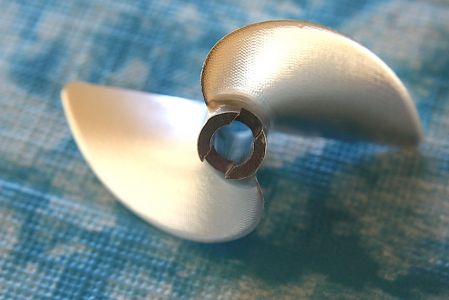 CNC Alu Propeller 48/2 x1,9 Fahrfertig links