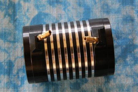 Kühlmantel für 40er Brushlessmotor, 70 mm lang, schwarz/silber //