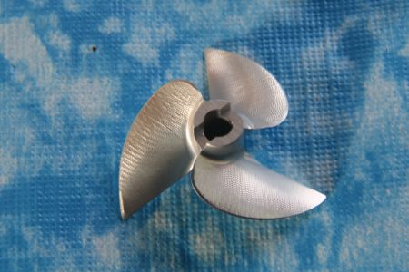 CNC Alu Propeller 40/3 x1,4 Fahrfertig rechts