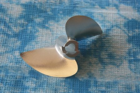 CNC Alu Propeller 43/2 x1,4 Fahrfertig links