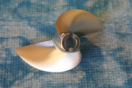 CNC Alu Propeller 37/2 x1,9 Fahrfertig links