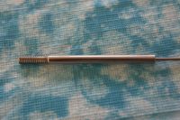 VA Endstück 60 x 4 mm mit 1,5 mm Federstahlwelle, M4 Propeller, re.